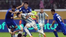 Imagen de El offside que no fue y un penal anulado, las polémicas del debut de Argentina en el Mundial Sub 20