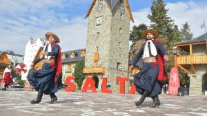 Salta mostró sus danzas y bellezas en Bariloche para promocionar el turismo