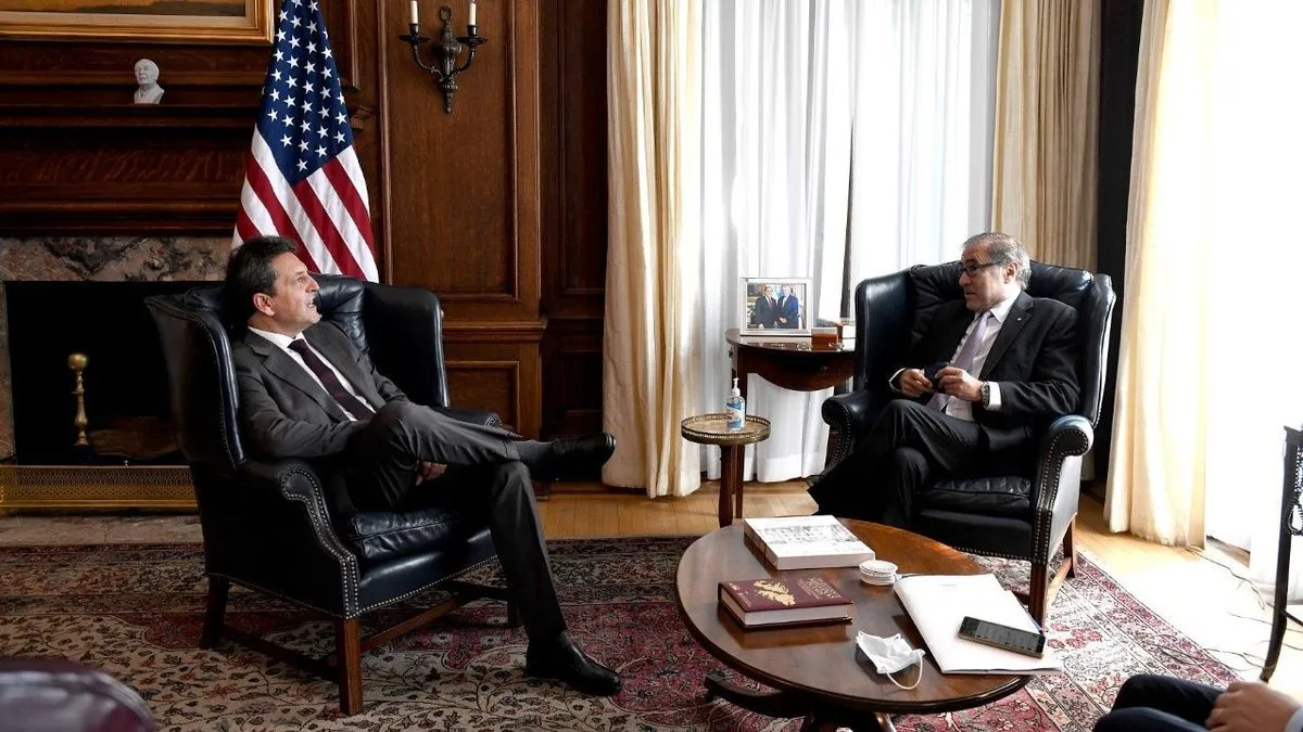 Sergio Massa se prepara para viajar a Estados Unidos en busca de un adelanto del FMI, mientras promueve la unidad en el Frente de Todos para las próximas elecciones. Foto Archivo.