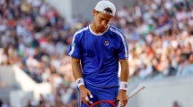 Imagen de El Peque Schwartzman sufrió una dura derrota ante Tsitsipas en Roland Garros