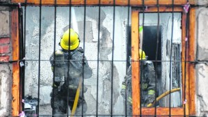 Se reglamentó la ley de Bomberos Voluntarios de Neuquén y los cuarteles van a recibir fondos