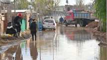 Imagen de Temporal en Cipolletti: «El agua va a continuar en niveles altos durante varios días»