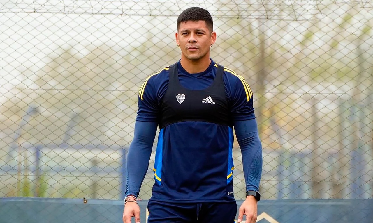 Marcos Rojo volvió a lesionarse y no podrá jugar el domingo ante Sarmiento.