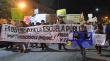 Imagen de Cientos de estudiantes marcharon en «defensa de la educación pública» en Roca