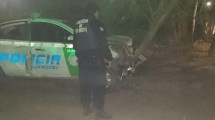 Imagen de Tres policías quedaron lesionados tras chocar en una persecución en Roca