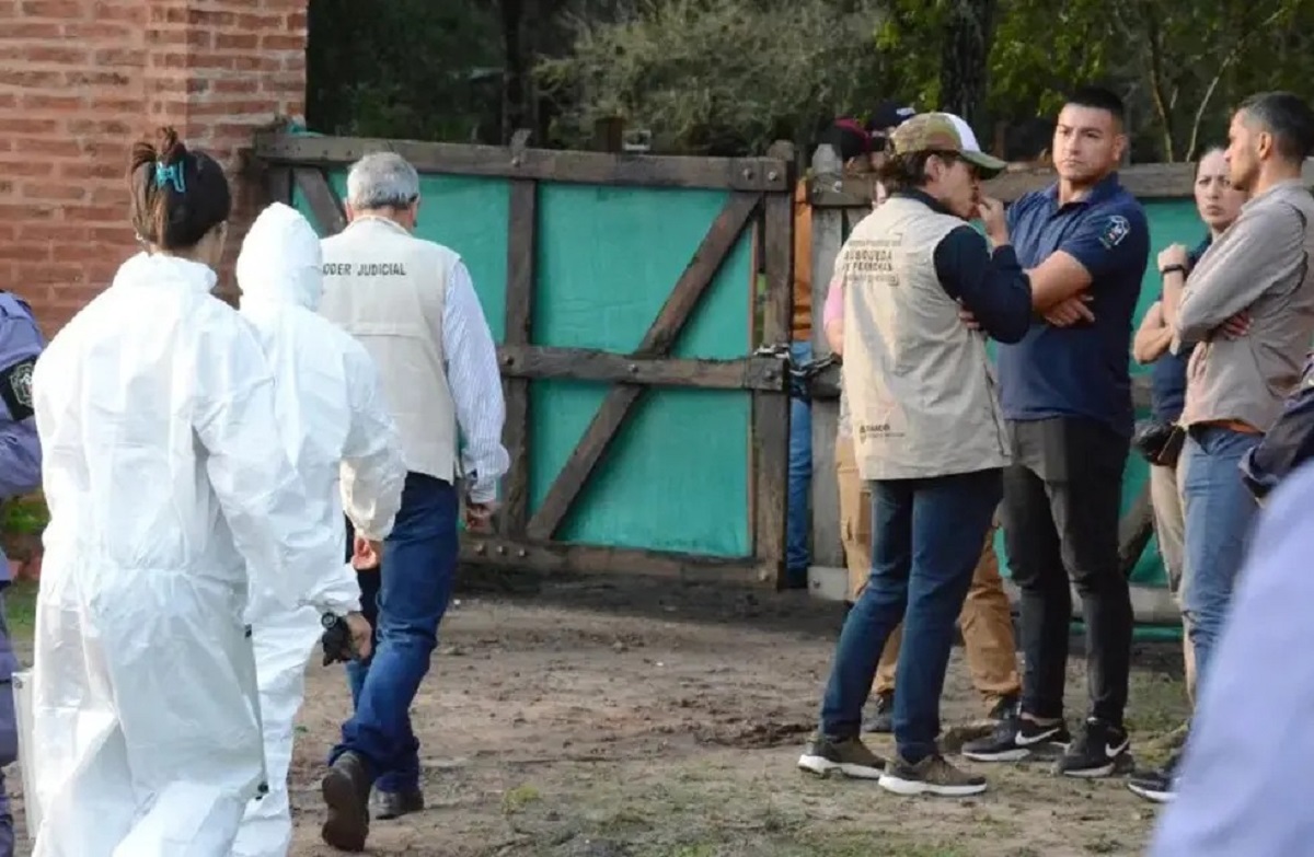 La chanchería de los Sena, donde fueron hallados los restos descartados hoy por el equipo forense. Foto: Vía País. 