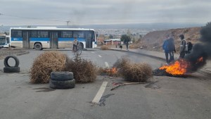 Protesta en Casimiro Gómez de Neuquén: se levantó el corte por servicios y el camión garrafero