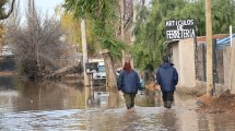 Imagen de Inundación en Cipolletti: los obreros que tratan de salvar a sus vecinos en medio del caos