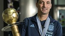 Imagen de Lionel Scaloni premiado como el mejor DT de América, antes de los amistosos de la Selección