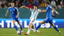 Imagen de Italia acertó en el final y venció a Argentina en el debut del Mundial Femenino