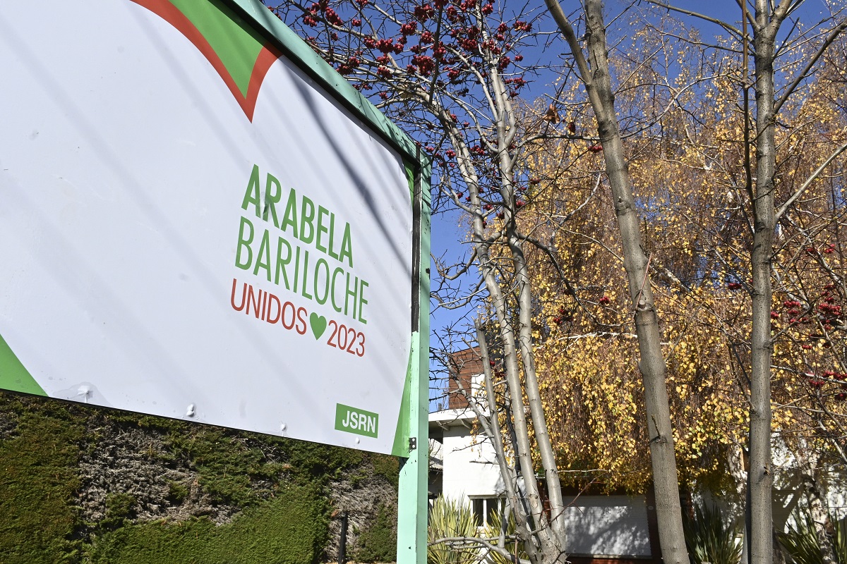 La gobernadora Arabela Carreras es candidata a intendenta de Bariloche para las elecciones del 3 de septiembre. Foto: Chino Leiva