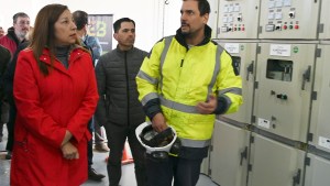 Firmaron los contratos para la segunda línea eléctrica de Bariloche