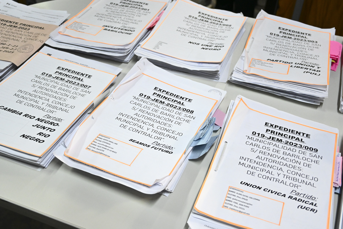 El año pasado hubo elecciones municipales en Bariloche con once candidaturas a la intendencia. Ahora se suma un nuevo partido habilitado. Archivo