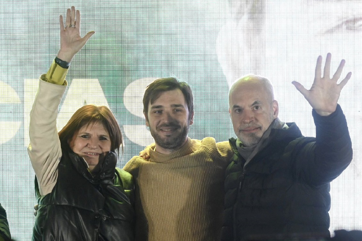 Horacio Rodríguez Larreta y Patricia Bullrich viajaron en aviones separados a Trelew para apoyar a Ignacio Torres, el candidato de Juntos por el Cambio en Chubut. (Twitter)