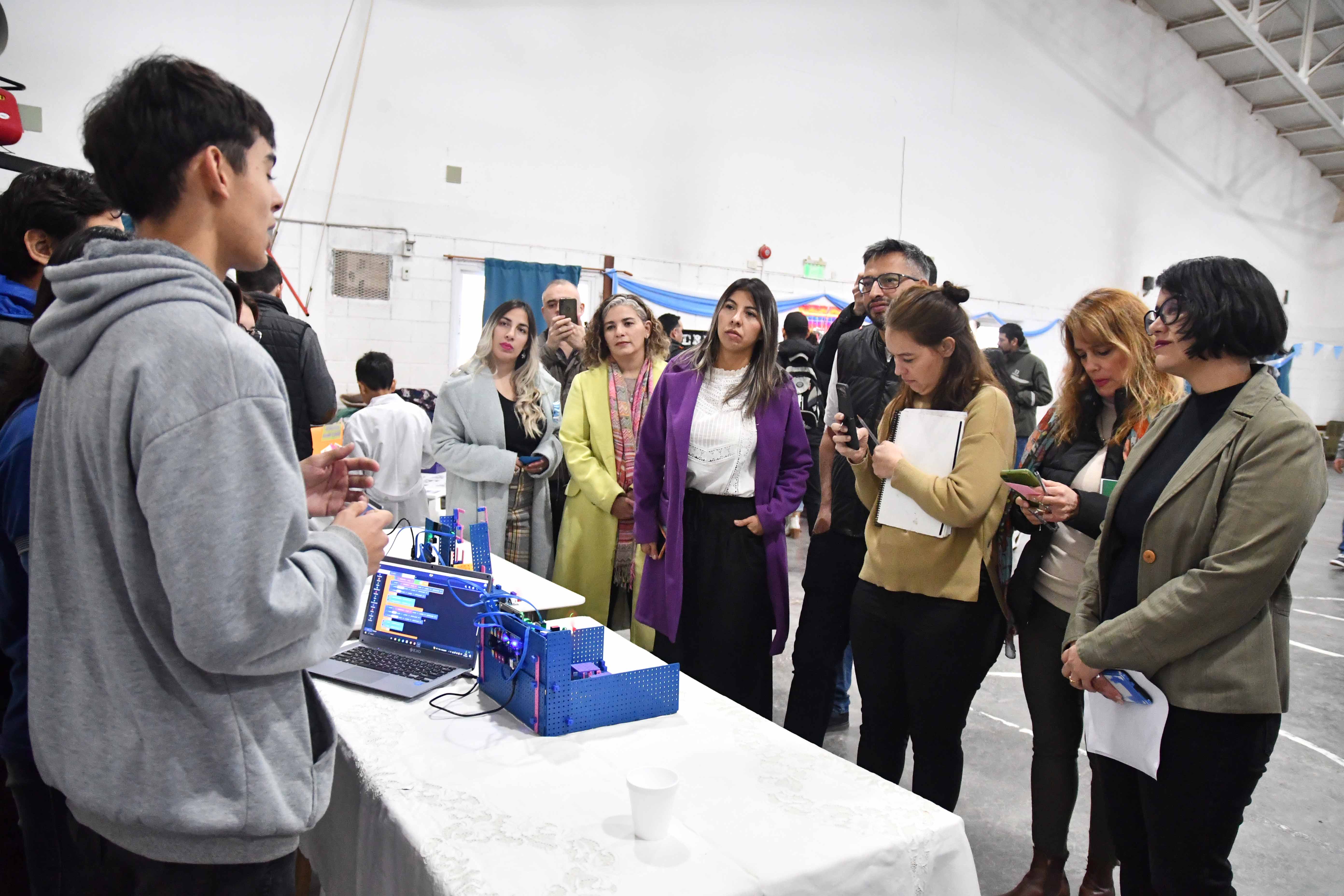 Participaron 16 docentes y unos 60 alumnos. Foto: gentileza. 