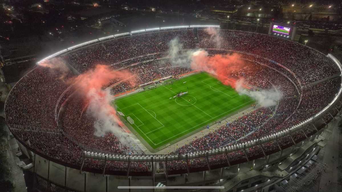 El Monumental explotará esta tarde en el partido que River puede consagrarse campeón.