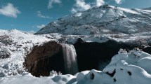 Imagen de Video: la impresionante postal del salto del Agrio nevado, descubrí esta maravilla de Neuquén