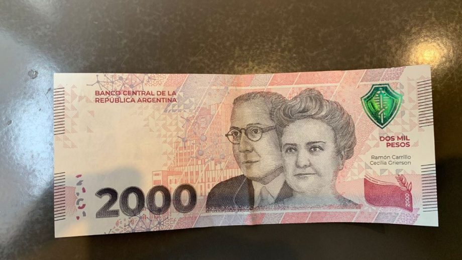 Llegaron Los Billetes De 2000 Pesos A Neuquén Cómo Saber Que No Son Truchos Diario Río Negro 6605