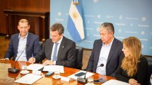 Imagen de Massa prometió los $900 millones para que el gas natural llegue a todos en Añelo