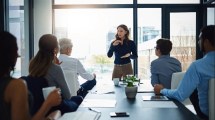 Imagen de Crece la presencia de mujeres en puestos de conducción en las pequeñas y medianas empresas