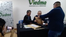 Imagen de Viedma abrió la licitación para la construcción de 55 cuadras de asfalto