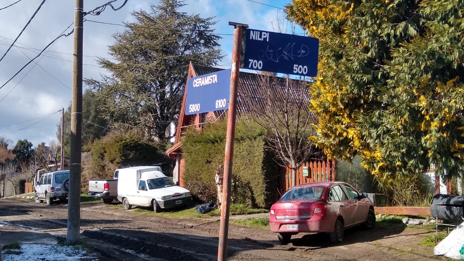 El hecho se produjo en la calle Ceramistas al 5000, en el barrio Pinar del Lago. 