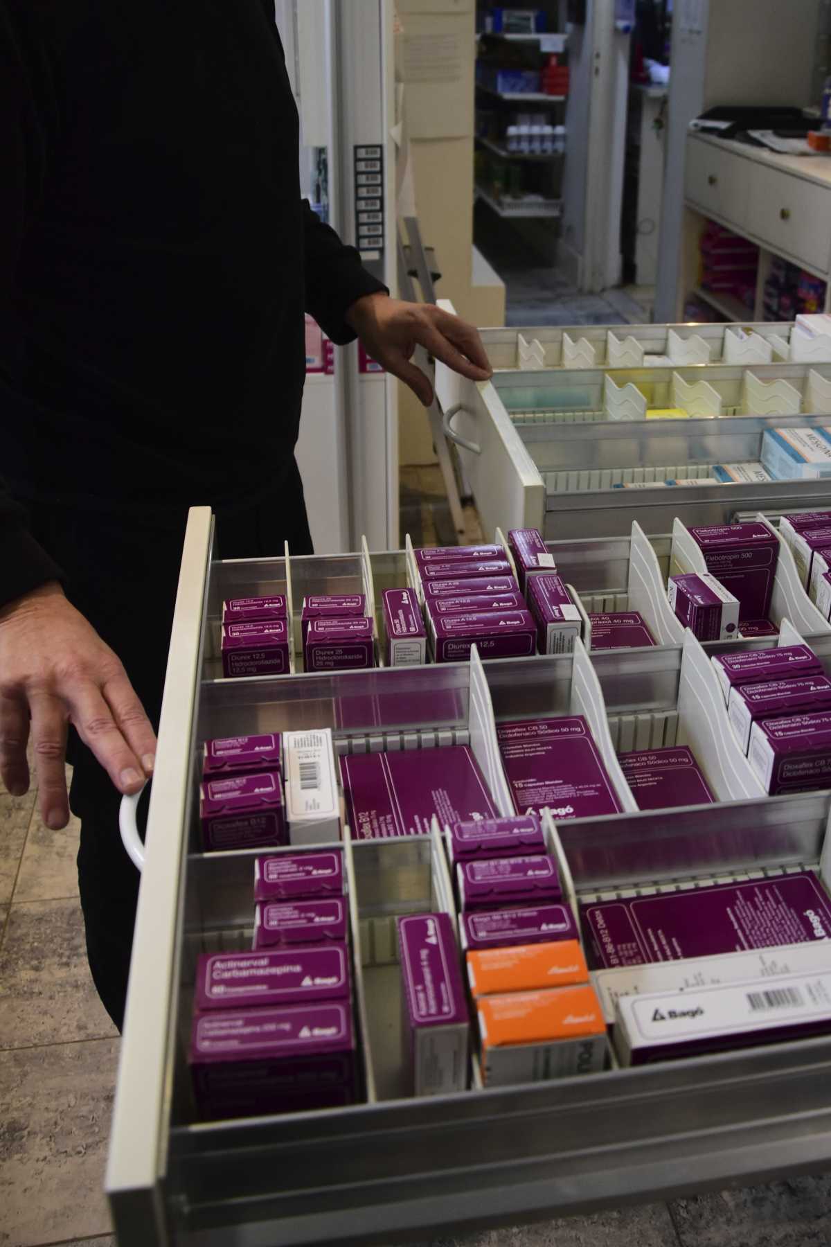 Los medicamentos han sufrido aumentos periódicos, indicaron desde las farmacias. Foto Andrés Maripe