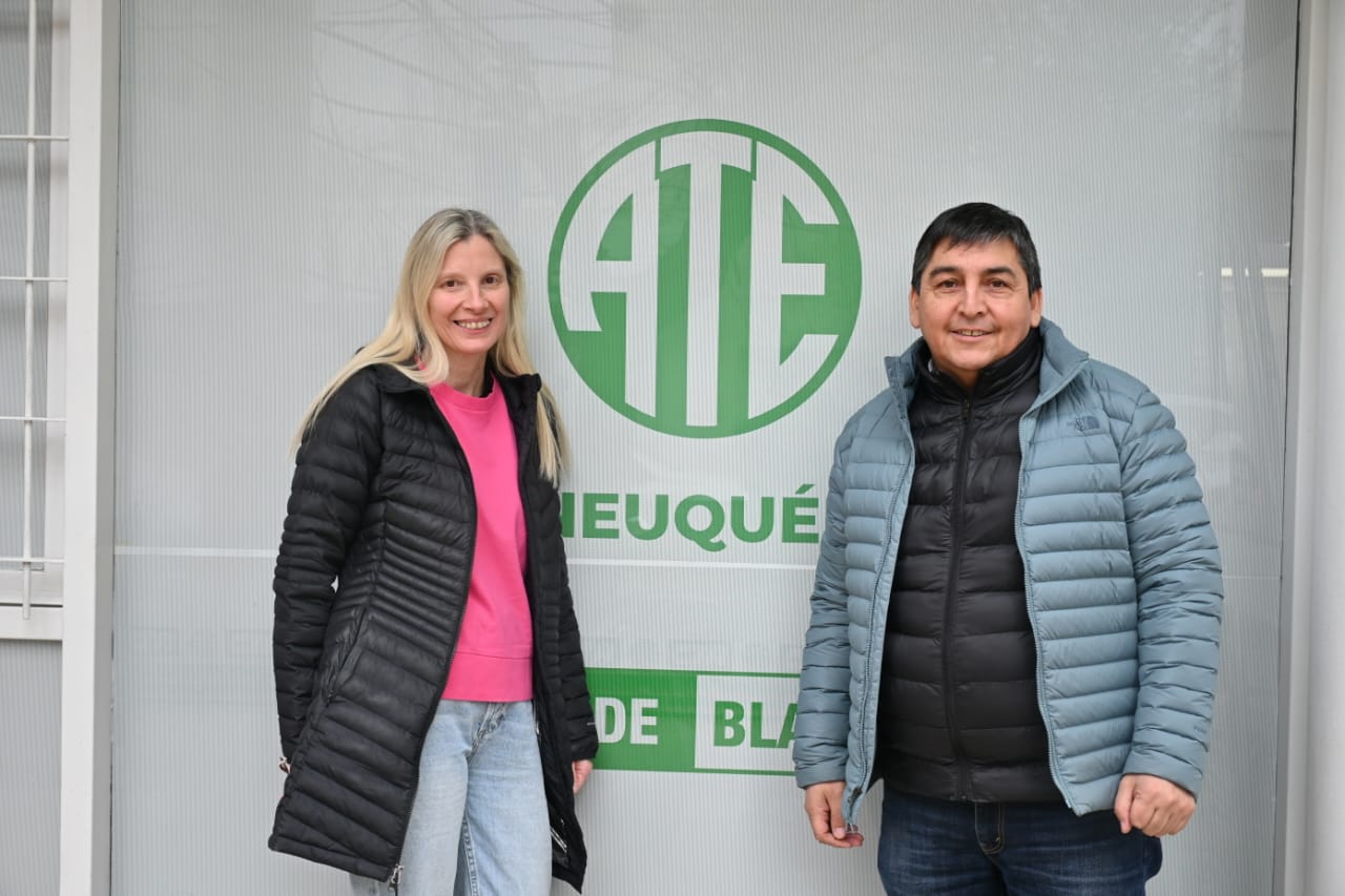 Quintriqueo ganó en Neuquén junto a su secretaria adjunta, María José García Crespo. Foto: Florencia Salto.