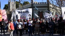 Imagen de Marcha en Neuquén y Roca por la muerte de Facundo Molares tras la represión en el Obelisco