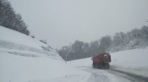 Imagen de Lluvia y nieve complican Neuquén desde el finde largo: por qué hay preocupación por el martes