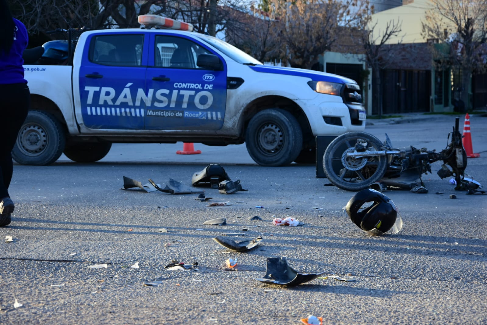 En el lugar intervino la ambulancia Siarme y el equipo de tránsito de la Municipalidad. Foto: Andres Maripe.