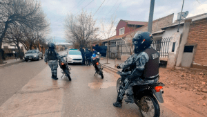 Hay 23 personas demoradas por intentos de robo en supermercados de Río Negro