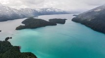 Imagen de El lago hermoso de la Patagonia escondido en la cordillera y que se llega de a pie