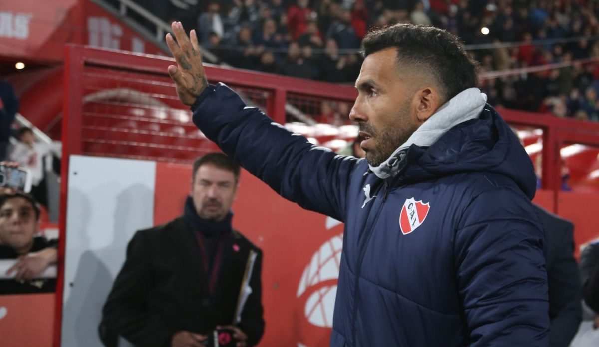 Carlos Tévez se va de Independiente.