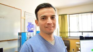 Bruno Guillén, el docente de Bariloche que  compite por el “Nobel” de la educación