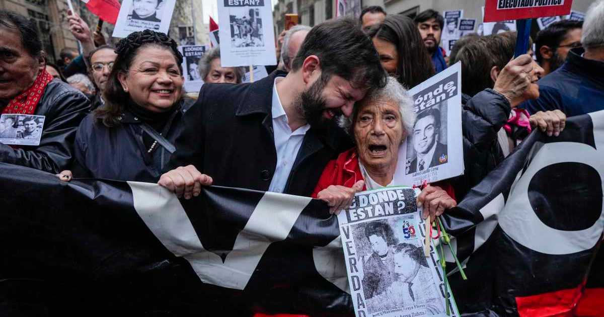 Así Fue La Marcha En Chile Por Los 50 Años Del Golpe De Estado De Augusto Pinochet → Neuquenuno