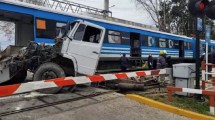 Imagen de El impactante video del tren Roca embistiendo a un camión en Quilmes