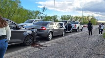 Imagen de Un choque en cadena demoró el tránsito entre Cipolletti y Neuquén, en el Tercer Puente