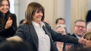 Debate presidencial 2023: Patricia Bullrich llegó a Santiago del Estero y tildó a Massa de «lamebotas»