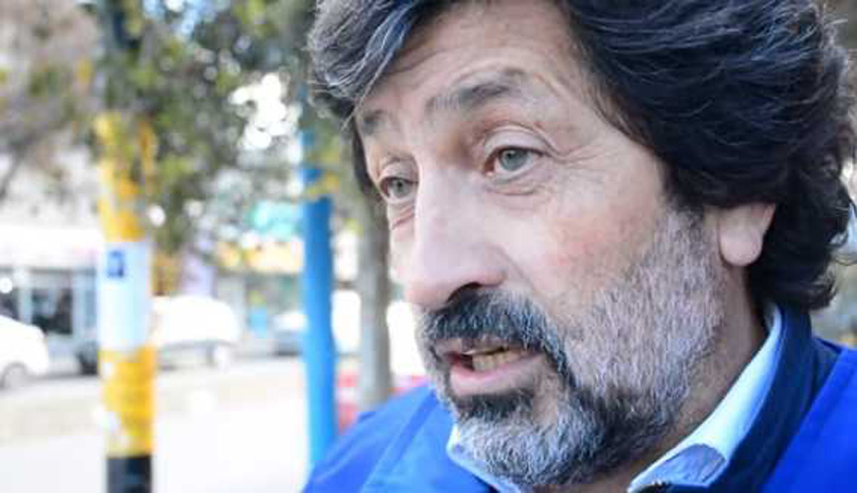 Para Jorge Rodríguez, titular de La Bancaria Río Negro, el aumento del mínimo no imponible en el Impuesto a las Ganancias es una buena noticia para trabajadores y comercios, pero la lucha por un reparto equitativo de la riqueza continúa. Foto Archivo.




