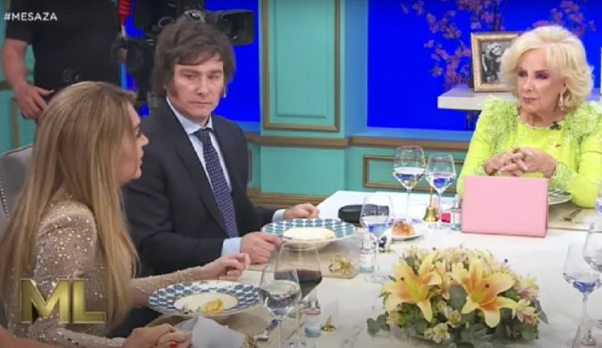 Javier Milei junto a su pareja Fátima Florez, los invitados que abrirán la mesa de Mirtha Legrand. Foto: NA 