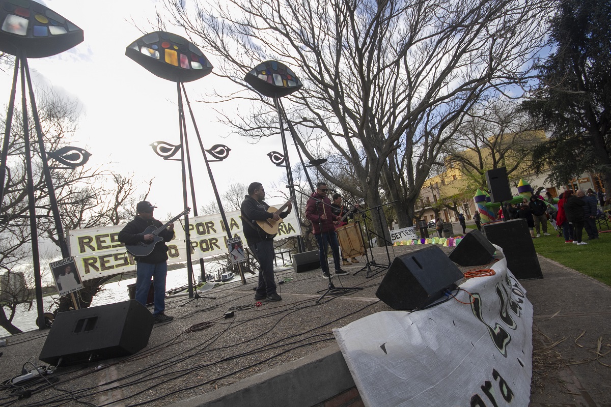 Música, baile, inflables fueron algunas de las actividades que se realizaron en Patagones. Foto: Pablo Leguizamon