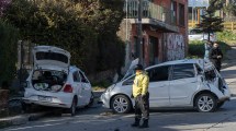 Imagen de Una mujer murió luego de chocar con un auto estacionado en la zona del Velódromo en Bariloche