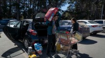 Imagen de Chilenos copan Bariloche para comprar mercaderías: «Acá pagamos todo la mitad»