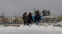 Imagen de Educación no suspende las clases pese a las nevadas en Bariloche