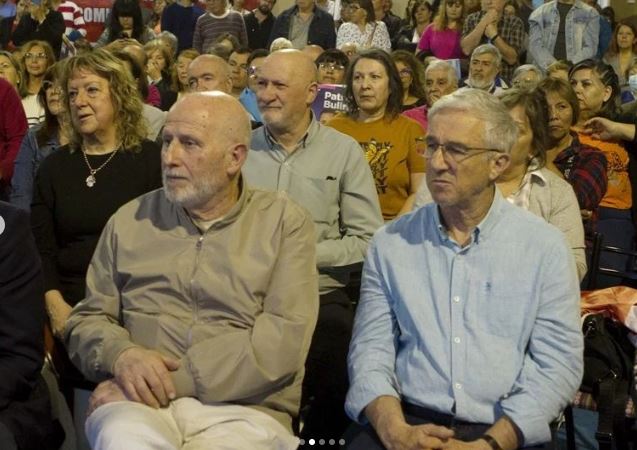 José Brillo y Leandro Bertoya en primera fila con Petri (Foto; Gentileza / Emiliano Ortiz)