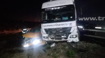 Imagen de Grave accidente entre un camión y dos vehículos  cerca de El Chocón