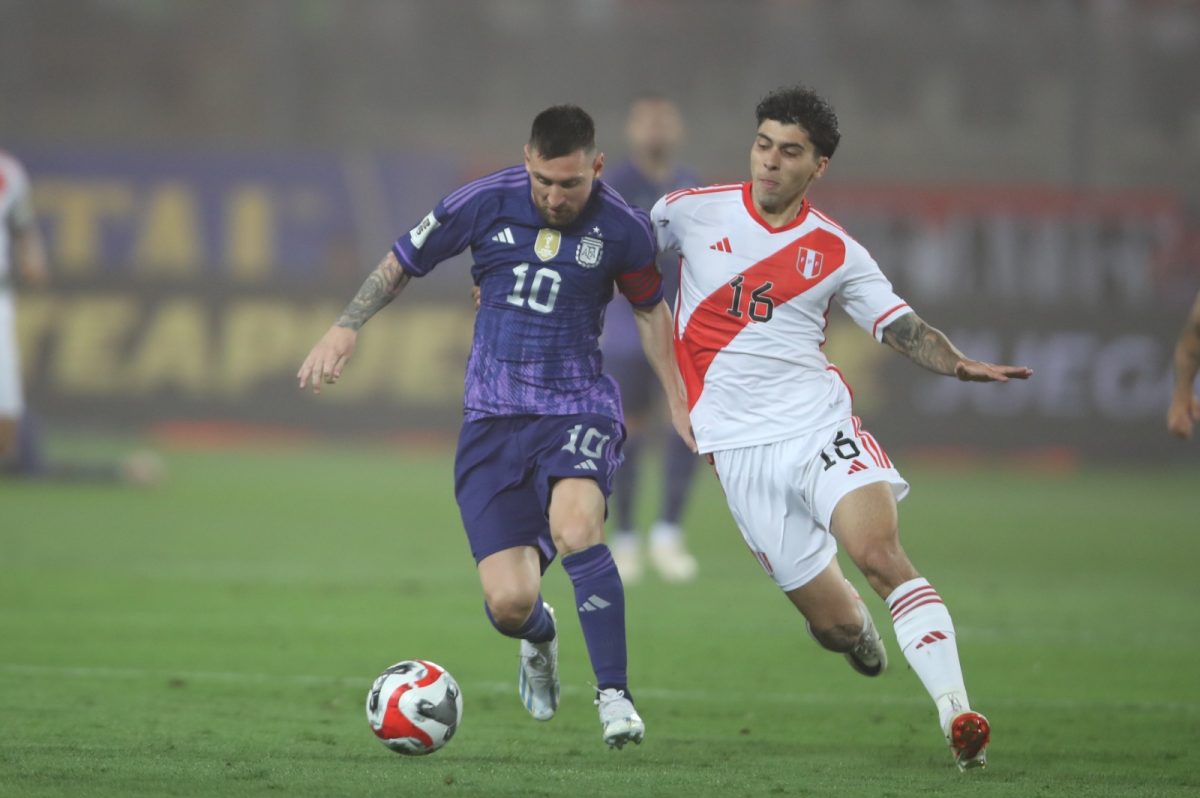 Messi volvió a ser titular contra Perú.