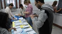 Imagen de En Bariloche votó alrededor del 75% del padrón y comienza el recuento