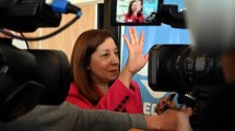 Imagen de Arabela Carreras comenzó su despedida de la función pública en Viedma